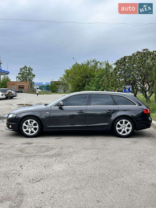 Универсал Audi A4 2009 в Сумах