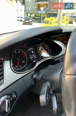 Седан Audi A4 2012 в 
