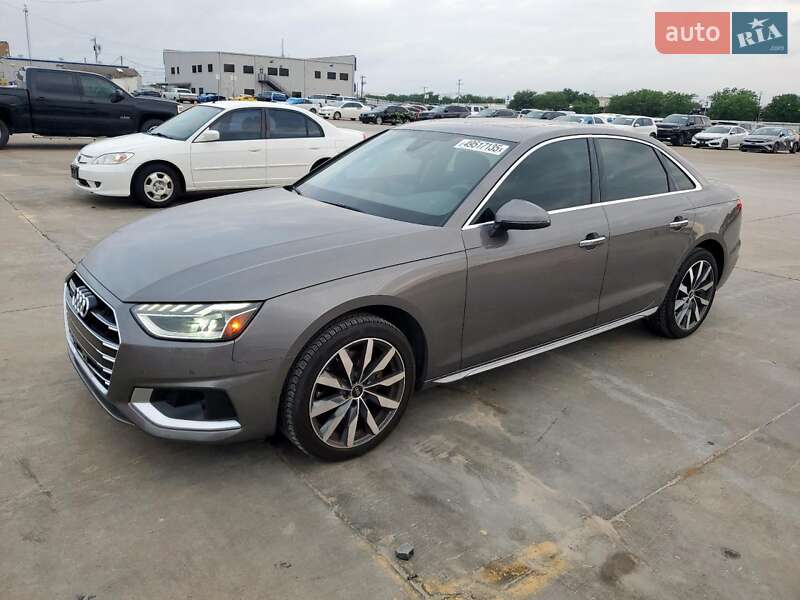 Седан Audi A4 2020 в 