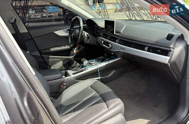 Седан Audi A4 2016 в 