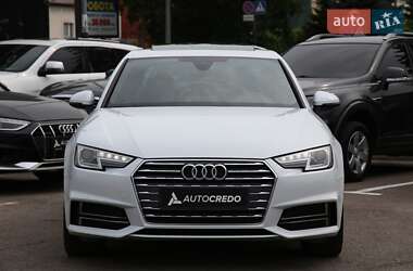 Седан Audi A4 2016 в 