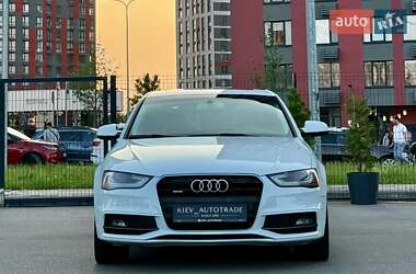 Седан Audi A4 2015 в 