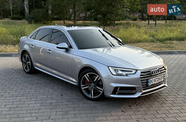 Audi A4 2018 Audi A4 2018