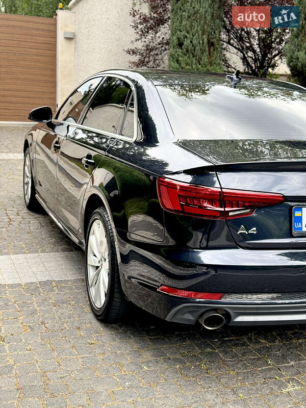 Седан Audi A4 2017 в Днепре