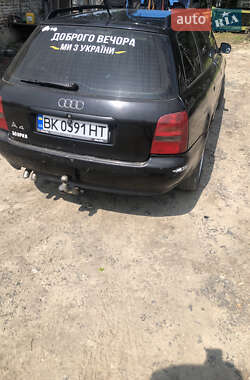 Универсал Audi A4 1996 в 