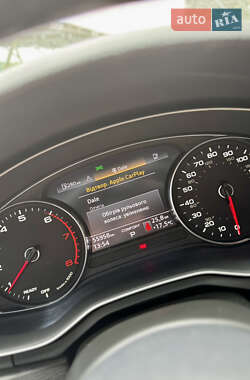 Седан Audi A4 2020 в 