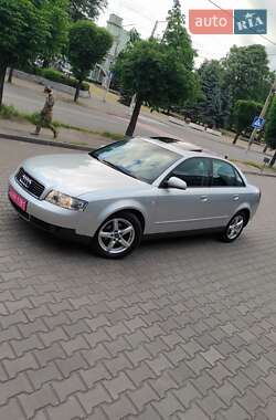 Седан Audi A4 2002 в 