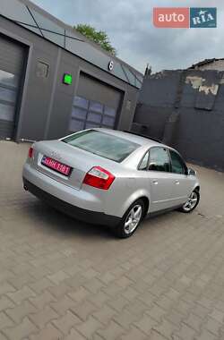 Седан Audi A4 2002 в 