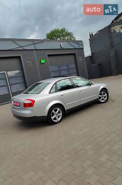 Седан Audi A4 2002 в 