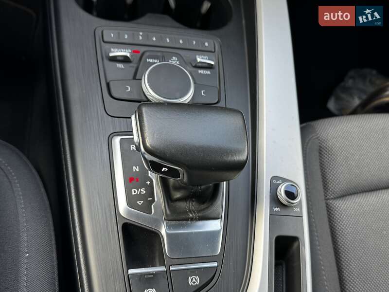 Универсал Audi A4 2019 в Кременце