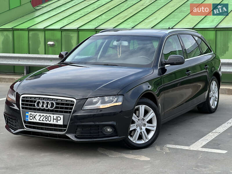 Универсал Audi A4 2009 в Киеве