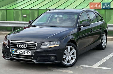 Універсал Audi A4 2009 в 