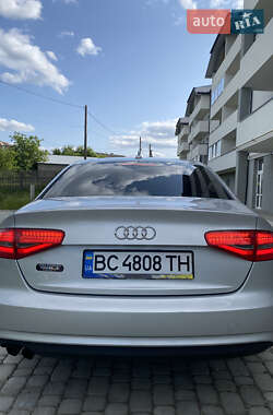 Седан Audi A4 2013 в 