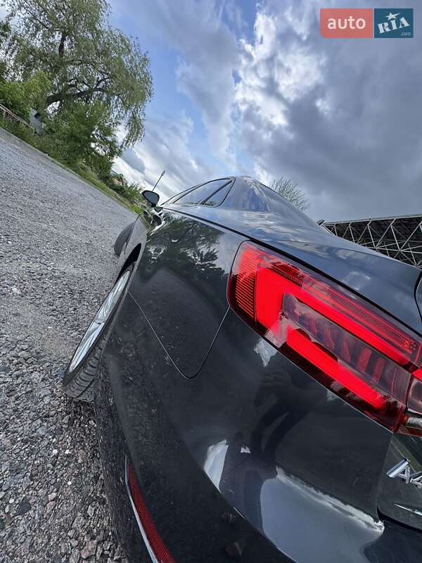 Седан Audi A4 2016 в Самборе