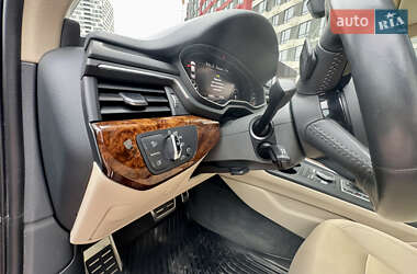 Седан Audi A4 2016 в 