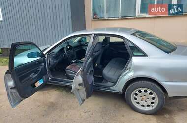 Седан Audi A4 1996 в 