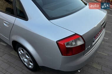 Седан Audi A4 2003 в 
