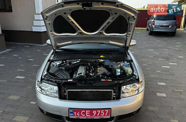 Седан Audi A4 2003 в 
