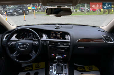 Седан Audi A4 2013 в 
