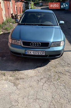 Седан Audi A4 1998 в 
