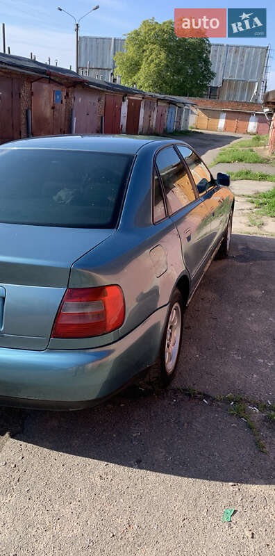 Седан Audi A4 1998 в Хмельницком