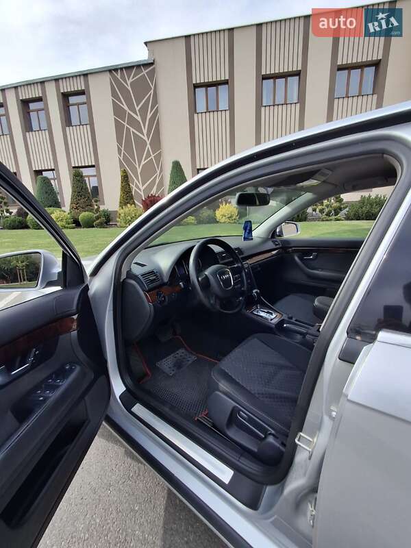 Седан Audi A4 2006 в Запорожье