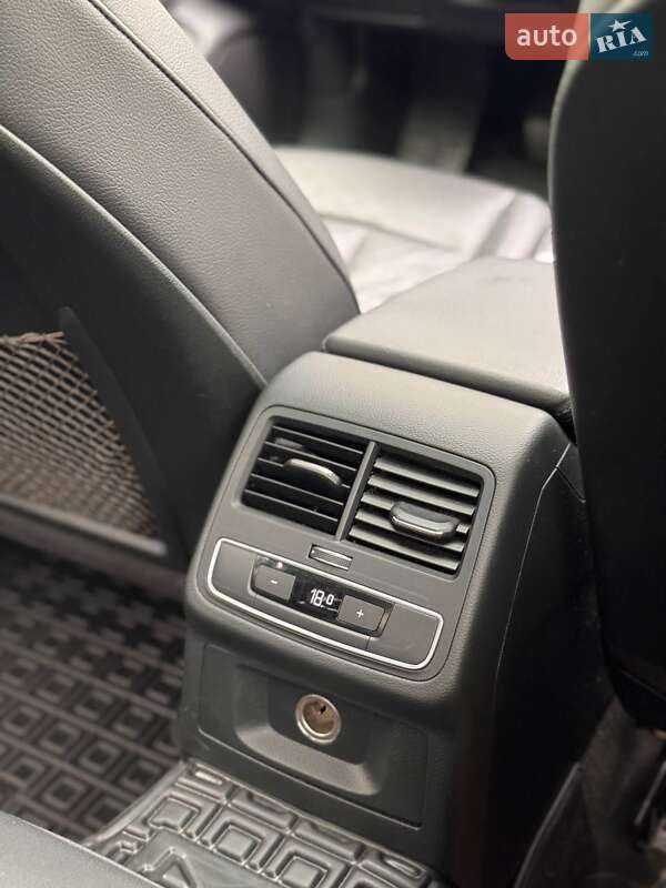 Седан Audi A4 2016 в Стрые