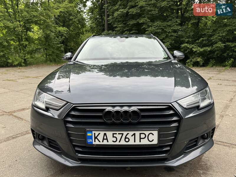Универсал Audi A4 2016 в Киеве