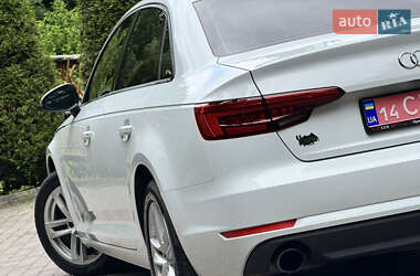 Седан Audi A4 2018 в 