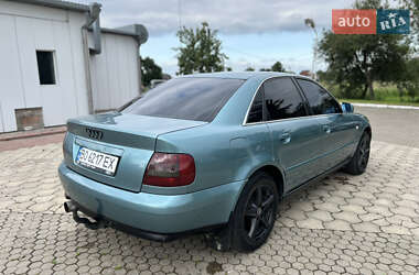 Седан Audi A4 1999 в 