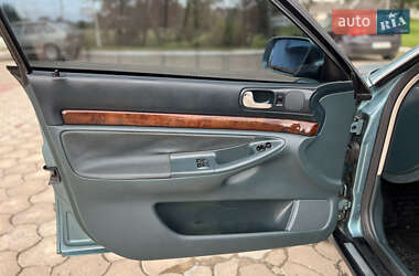 Седан Audi A4 1999 в 