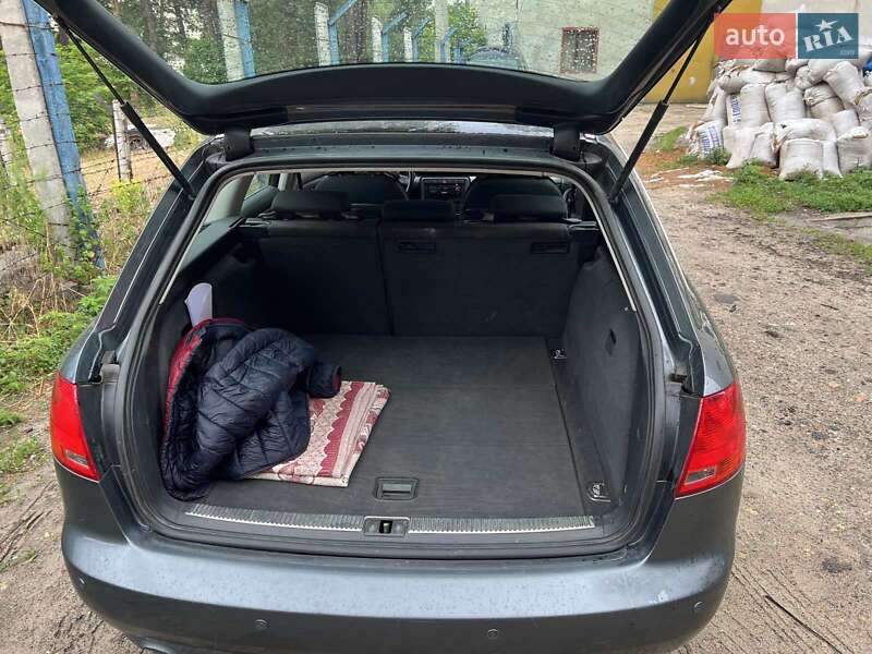 Универсал Audi A4 2005 в Киеве