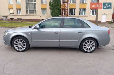 Седан Audi A4 2004 в 