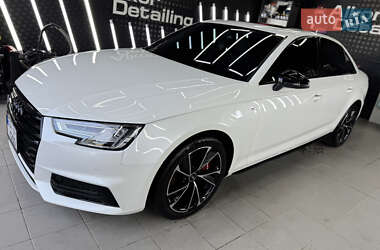 Седан Audi A4 2016 в 