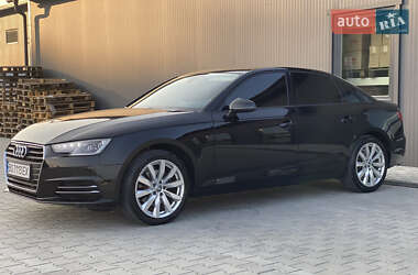 Седан Audi A4 2016 в 