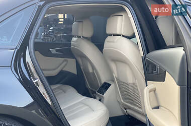Седан Audi A4 2016 в 