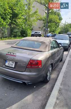 Кабриолет Audi A4 2009 в 