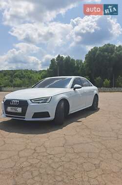 Audi A4 2017 Audi A4 2017