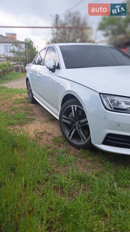 Седан Audi A4 2017 в Балте