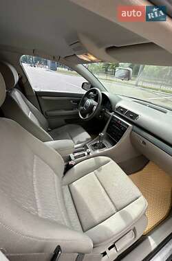 Седан Audi A4 2005 в 