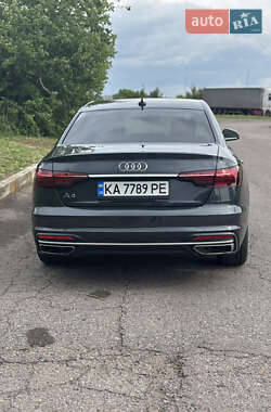 Седан Audi A4 2020 в 