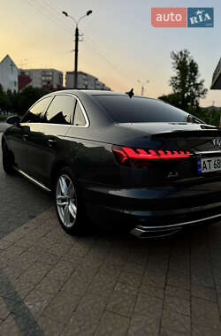 Седан Audi A4 2020 в 