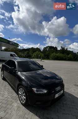 Седан Audi A4 2013 в 