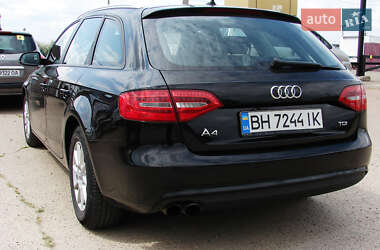 Универсал Audi A4 2015 в 