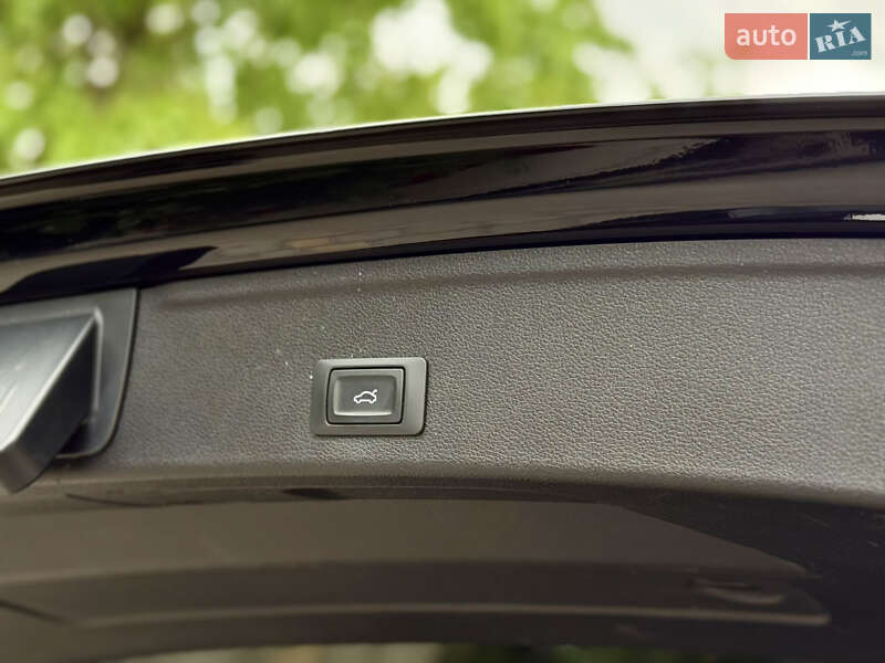 Універсал Audi A4 2018 в Луцьку