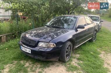 Седан Audi A4 1995 в Летичеве