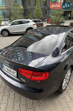 Седан Audi A4 2012 в 