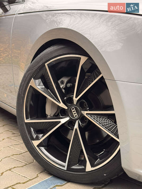 Седан Audi A4 2016 в Одессе