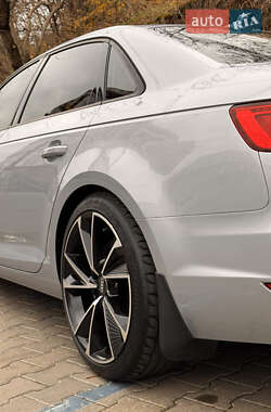 Седан Audi A4 2016 в 