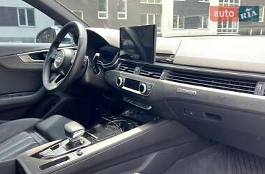 Седан Audi A4 2020 в 